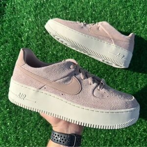Nike AF1 Air Force 1 Sage Low Particle Beige
